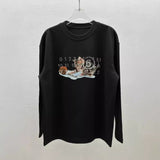 High-quality heavyweight cotton long-sleeve base layer tee - relaxed fit for autumn