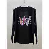 High-quality heavyweight cotton long-sleeve base layer tee - relaxed fit for autumn