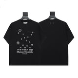 High-quality, in-stock men's short-sleeve t-shirt made from 100% cotton double yarn