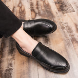 Loafers for Men Casual Formal Wear Leather Shoes Business British Style Brogue Casual Pumps Wedding Shoes plus Size