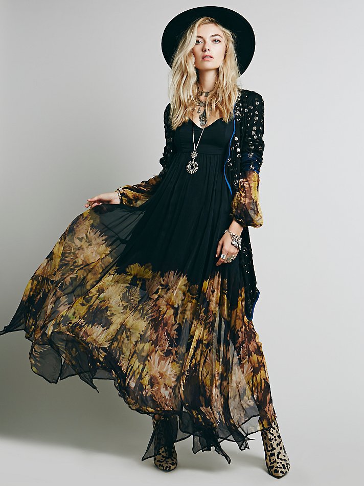 Beth Dutton Bohemian Winter Dress Maxi Dresses Pleated Flowy Long Dress Irregular Hem Flower Print Long Sleeve Dress