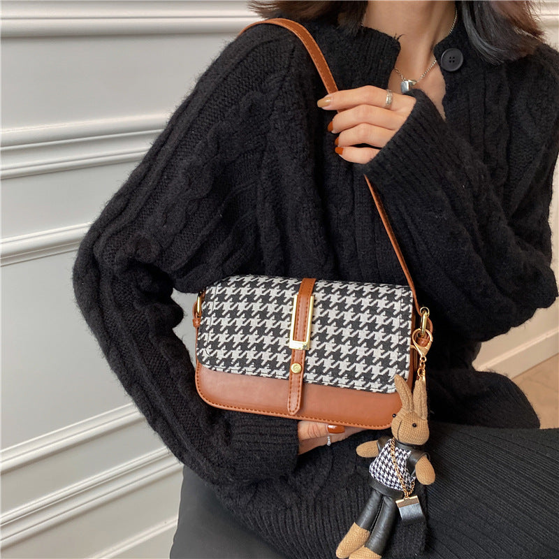 The Teacher Tote Autumn and Winter Check Vintage Messenger Bag Niche Shoulder Underarm Woolen Small Square Bag