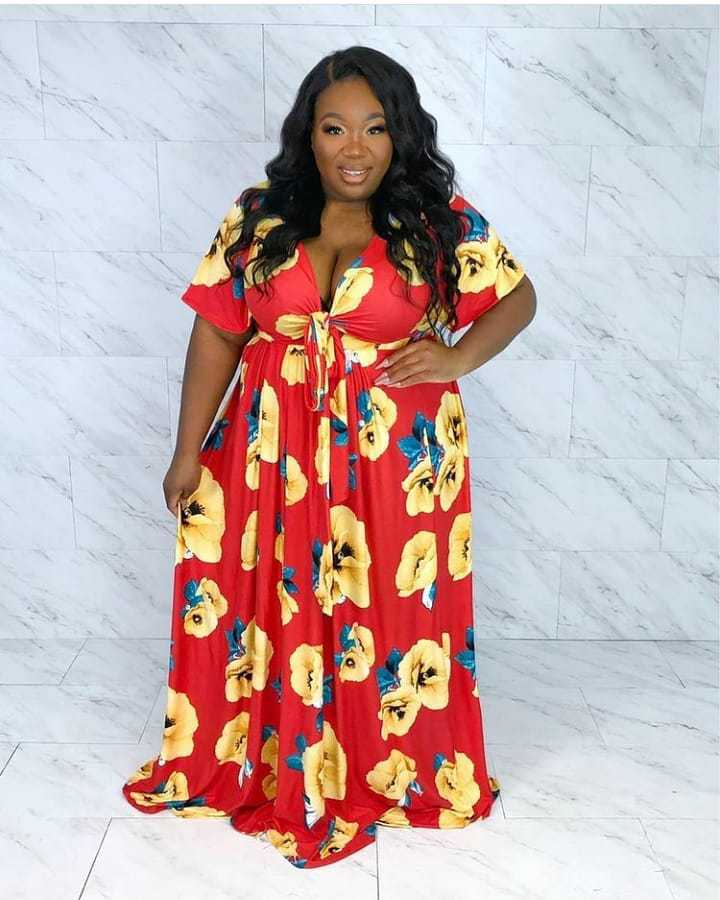 Women Plus Size Maxi Dresses Summer Popular Sexy V-neck Printed Dress
