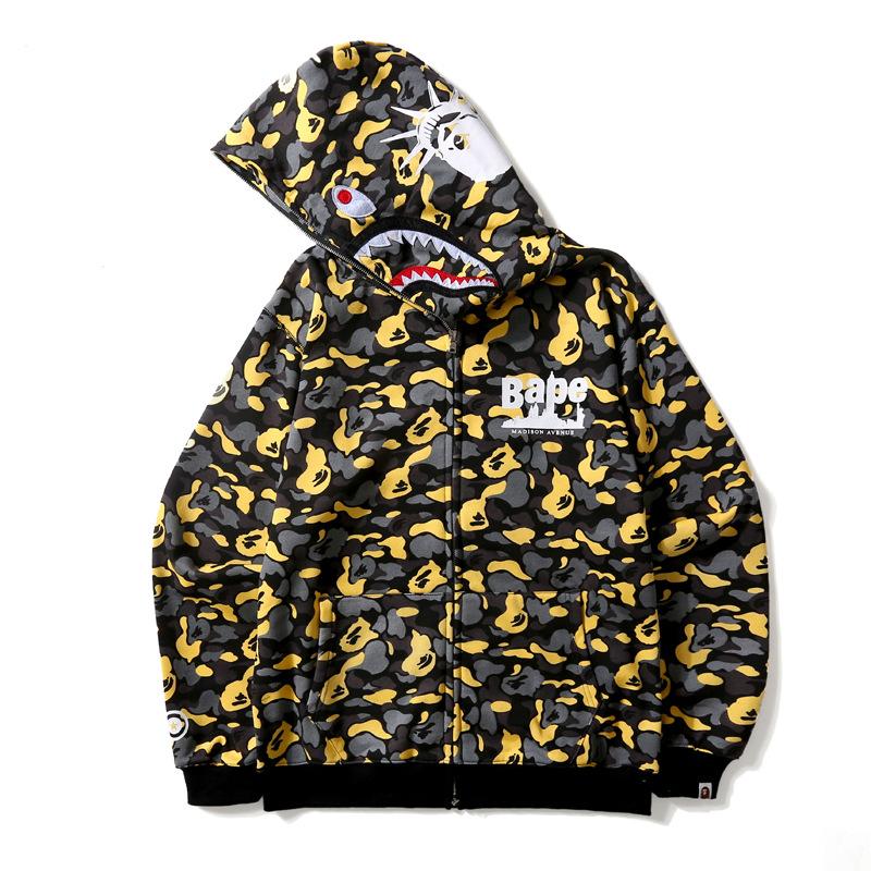Shark Print Jacket Men's Casual Camouflage Velvet Padded Hooded Sweatshirt Men's and Women's Hoodies