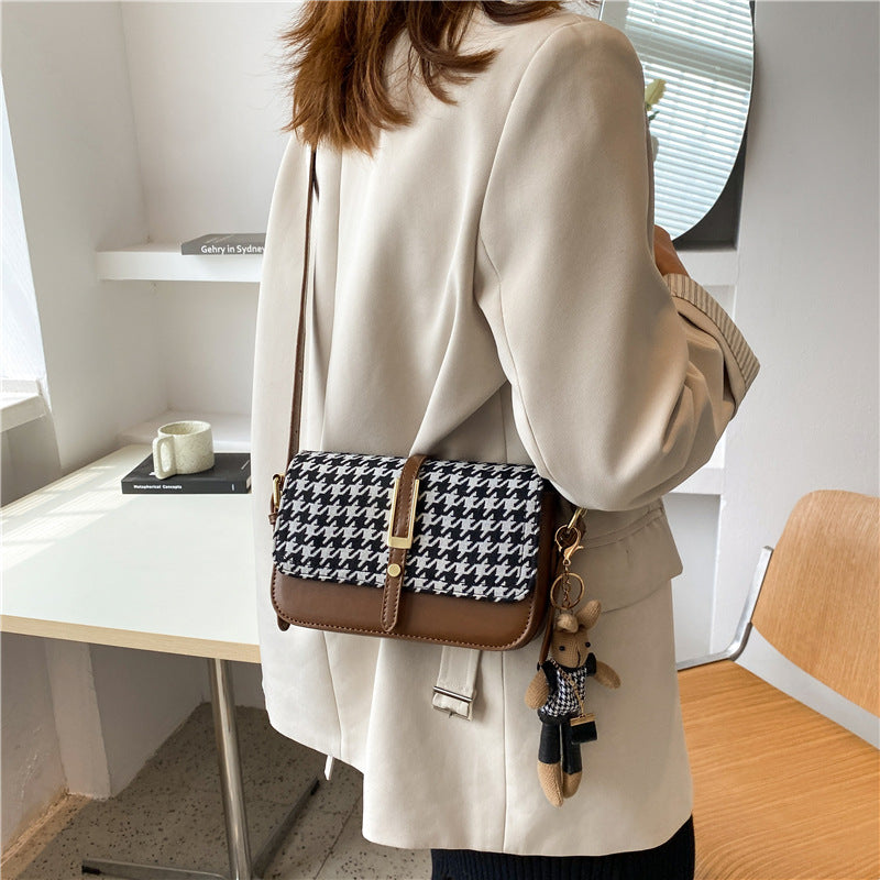 The Teacher Tote Autumn and Winter Check Vintage Messenger Bag Niche Shoulder Underarm Woolen Small Square Bag