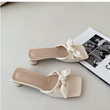 Nude Pumps Block Heel